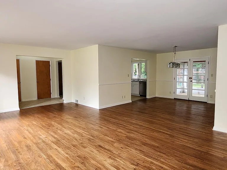 3033 Stanley Rd — Photo 7