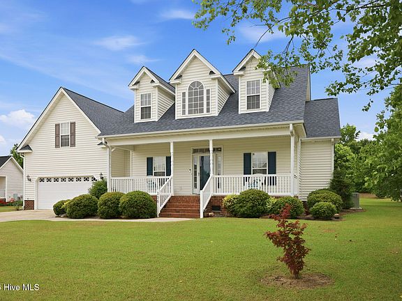 2nd image of 106 Magnolia Drive