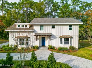 2 Briar Patch Ln, Gulfport, MS 39507