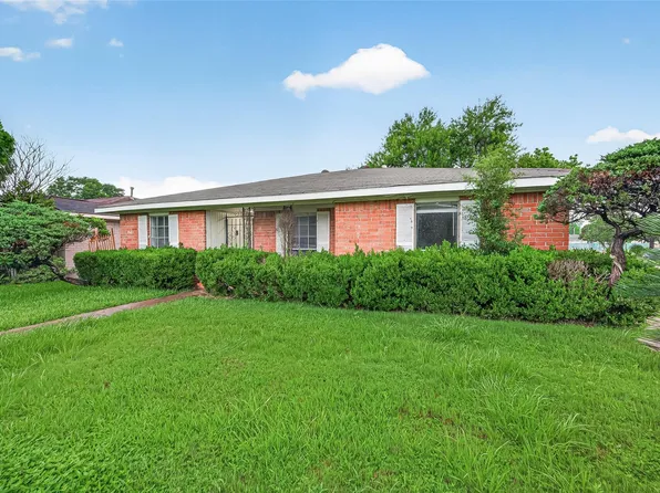 3102 Knotty Oaks Trl, Houston, TX 77045