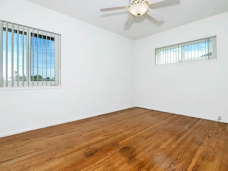 2171 Fairfield St — Photo 20