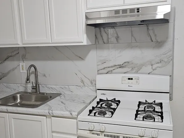 41 Ellison St, Paterson, NJ 07501