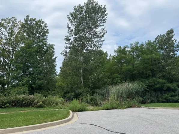 57 Micala Dr, Crown Pt, IN 46307