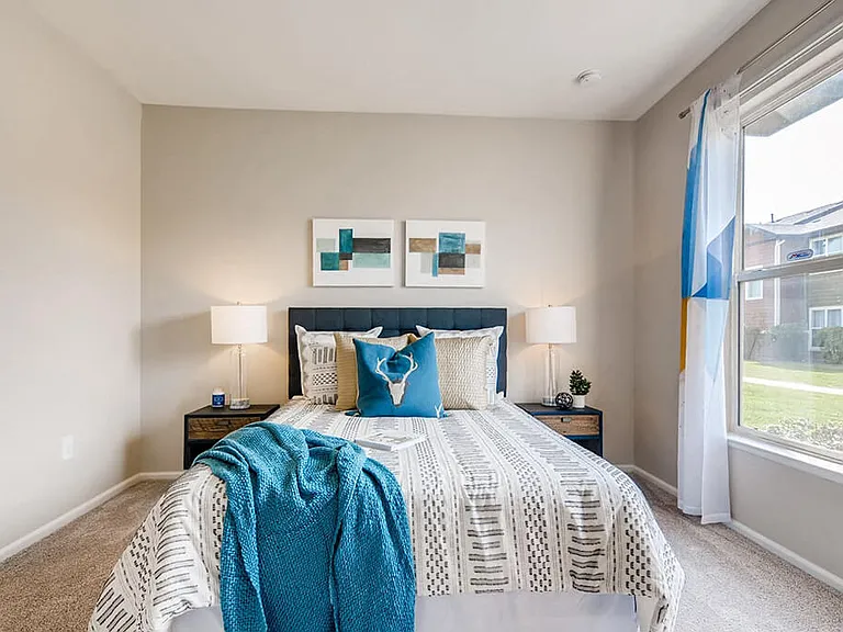 Parkfield Apartment Homes — Photo 7