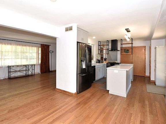 4th image of 1840 Alverno DRIVE