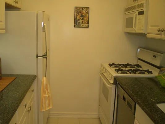 Sold by Barlavi Inc. | media 5