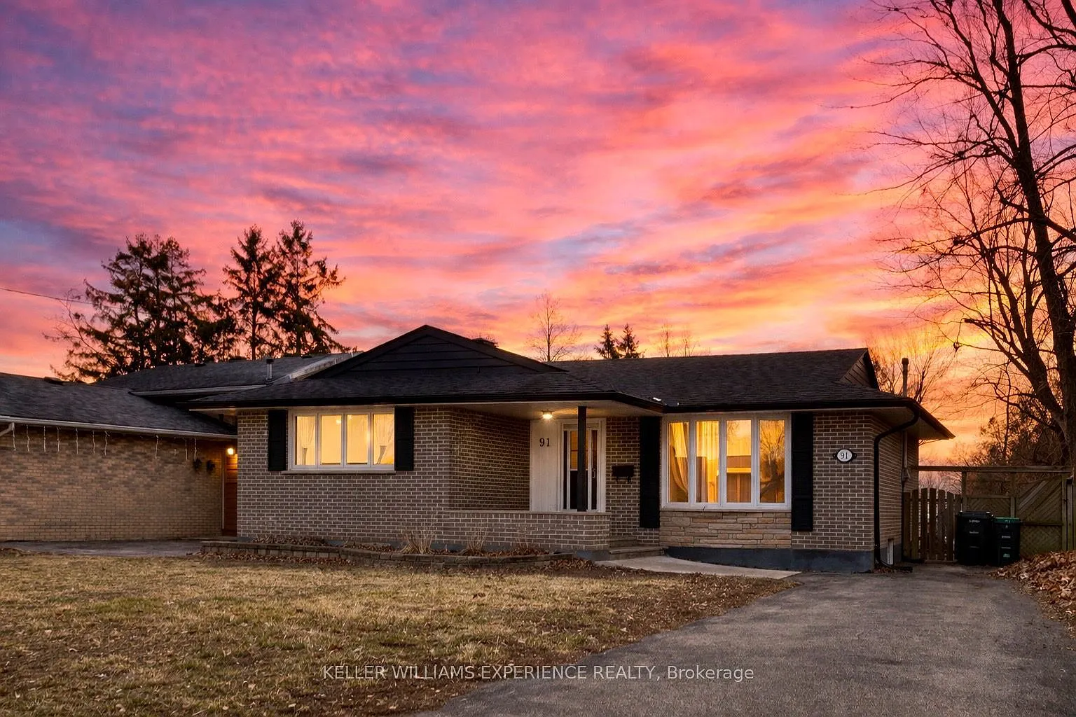 91 Cundles Rd E photo 1