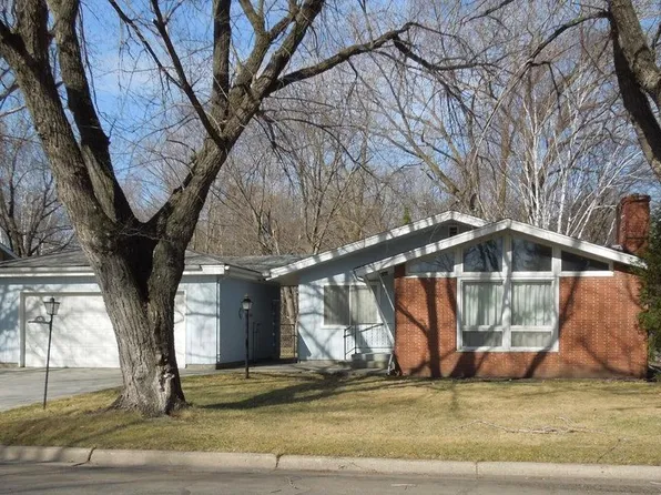 18 6th St NE, Pelican Rapids, MN 56572