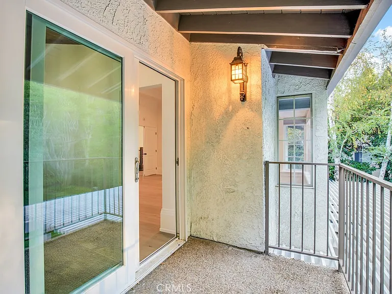23450 Park Hermosa — Photo 46