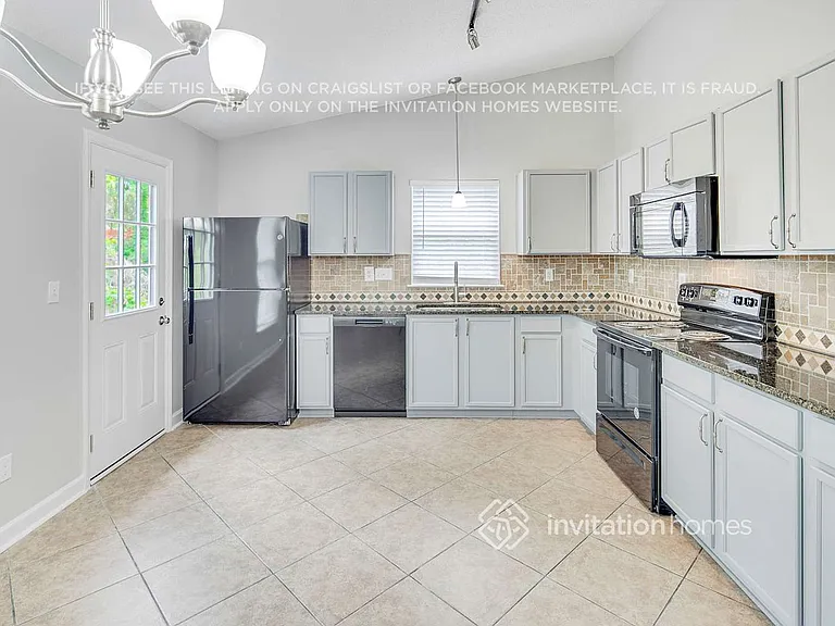 1006 Alston Hill Dr — Photo 14