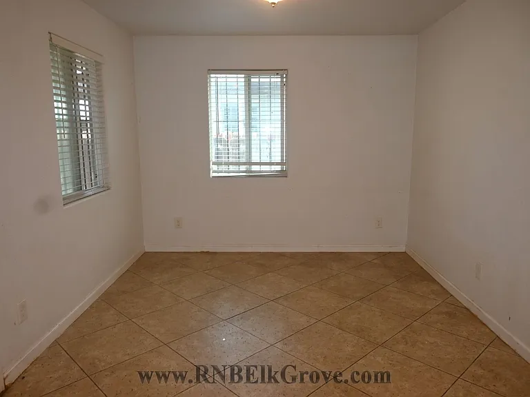 2271 E Church St — Photo 10
