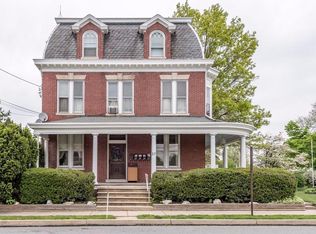 37 E Main St, Mountville, PA 17554