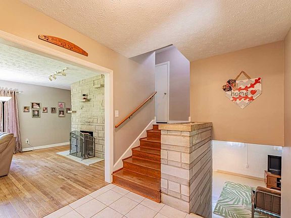5th image of 7701 Bartels Dr