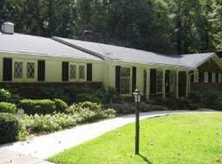 3016 Duke Of Goucester, East Point, GA 30344