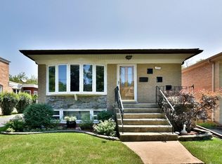 2527 Oak St, River Grove, IL 60171