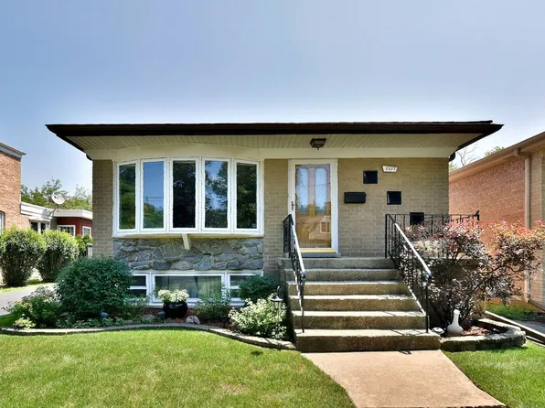 2527 Oak St, River Grove, IL 60171