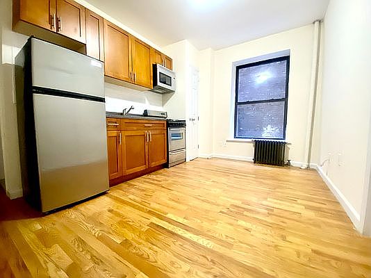 1st image of 236 E 80th St APT 2
