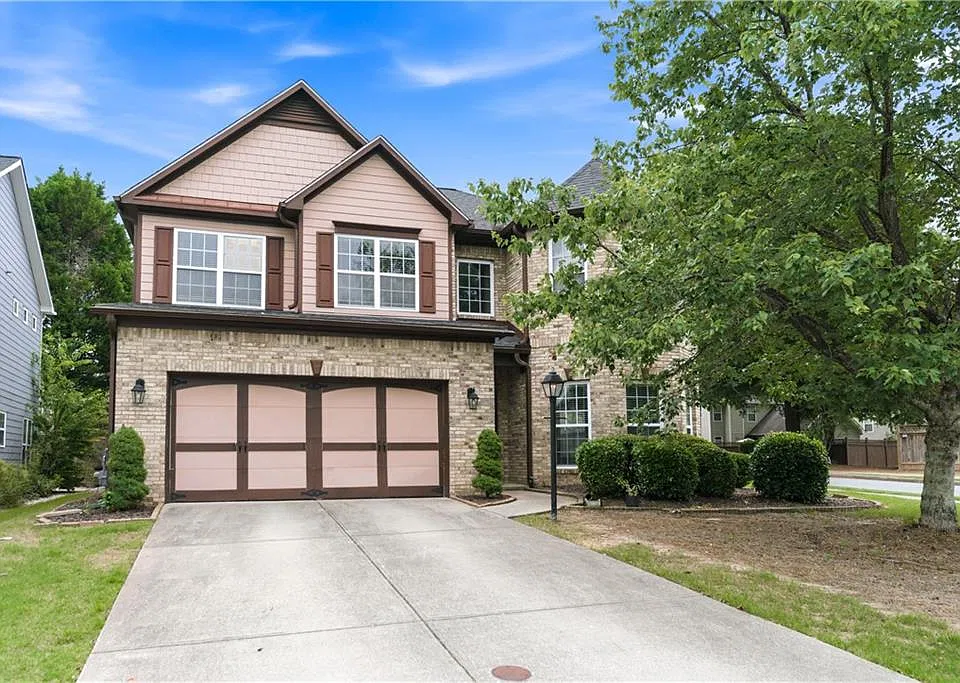 3210 Warbler Way