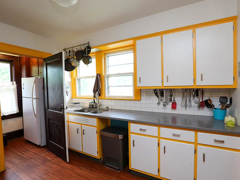 375 Broadway — Photo 18