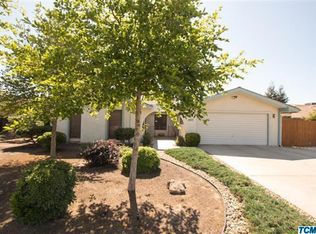 1743 N Hope Ave, Reedley, CA 93654