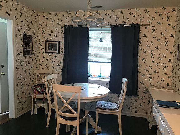 Kitchen table