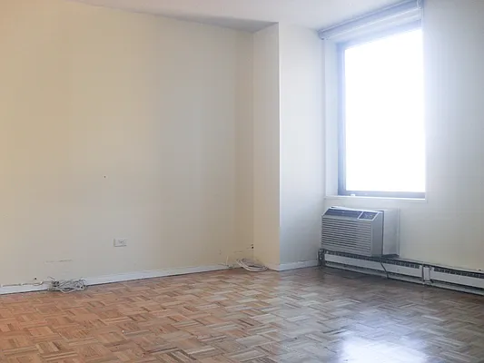 Sold by ONE Manhattan Real Estate | media 5