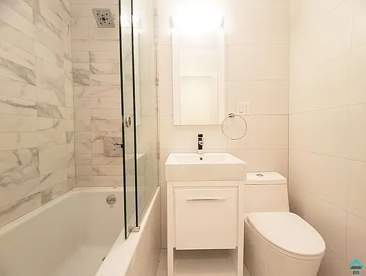 Rented by EXR | media 29