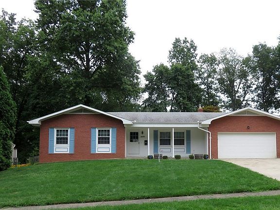 2nd image of 3891 Silverwood Dr
