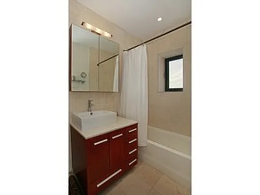 Sold by Corcoran | media 7