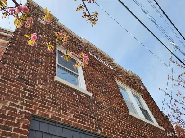 4713 Virginia Ave, Saint Louis, MO 63111