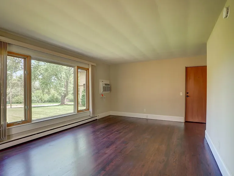 4910 Ascot Ln #2 — Photo 10