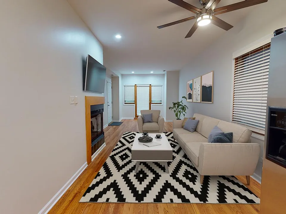 1458 W Cortez St #1-4