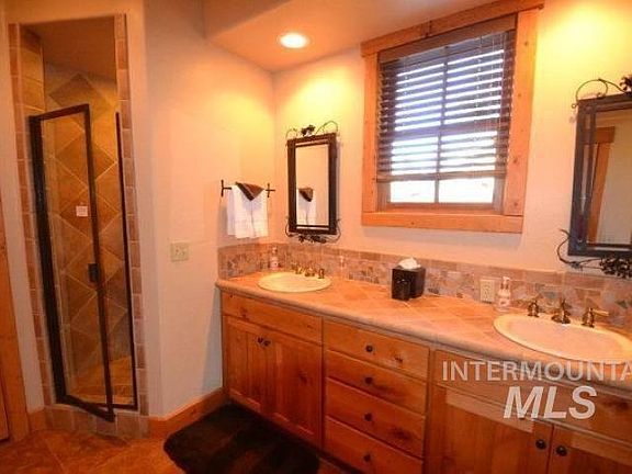 5th image of 1351 Hearthstone Ct