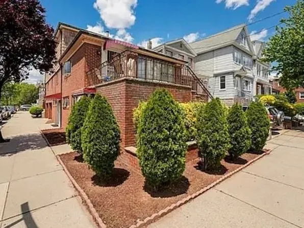 115 W 45th St #2, Bayonne, NJ 07002