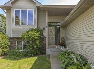 1551 Deerfield Rd, Waconia, MN 55387