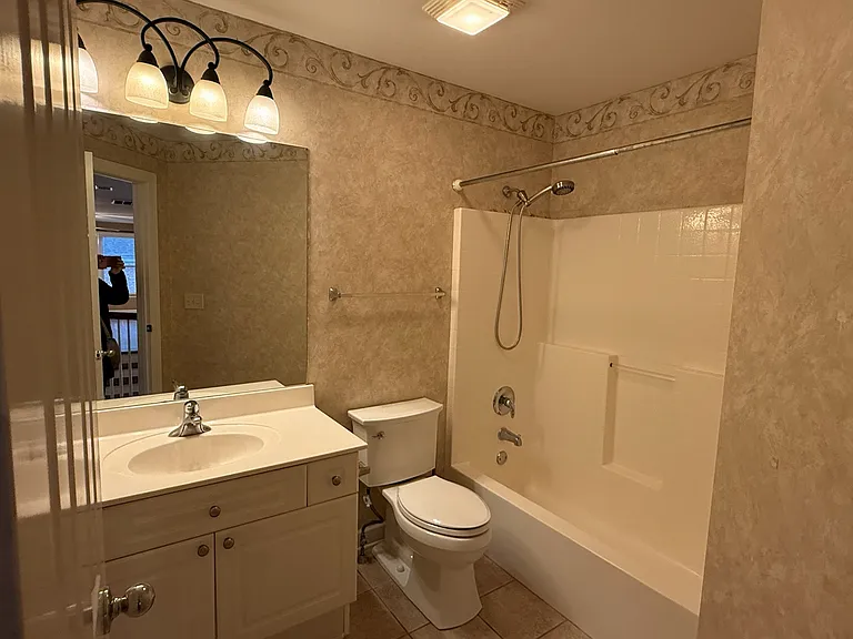 510 Clearwater Dr — Photo 16