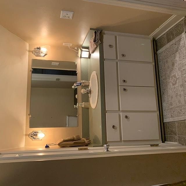 1st image of 2039 Westover Dr