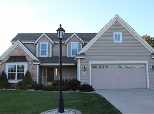 W143N9729 Amber Dr, Germantown, WI 53022