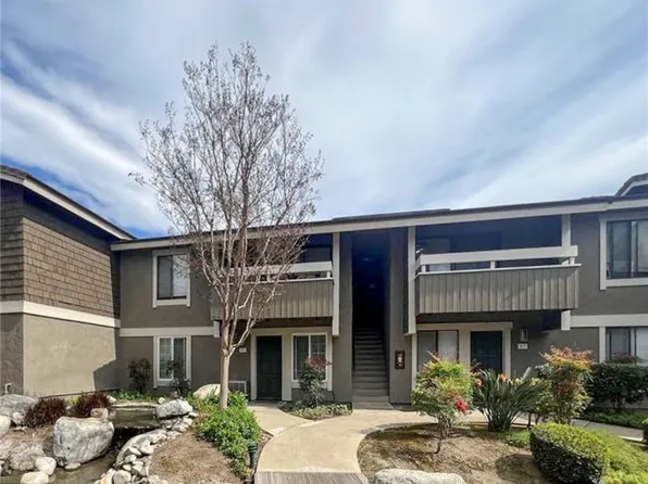 306 Streamwood, Irvine, CA 92620