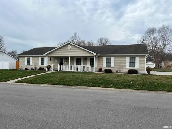 1602 N Bentley St, Marion, IL 62959
