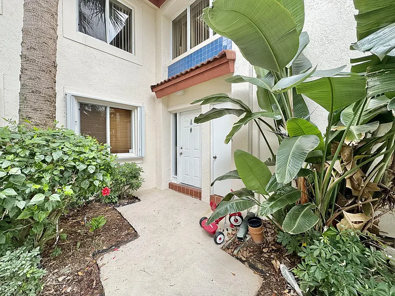 340 NW 67th St #108 — Photo 2