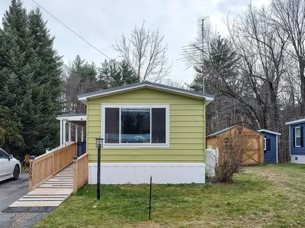 1009 Camelot Drive, Exeter, NH 03833