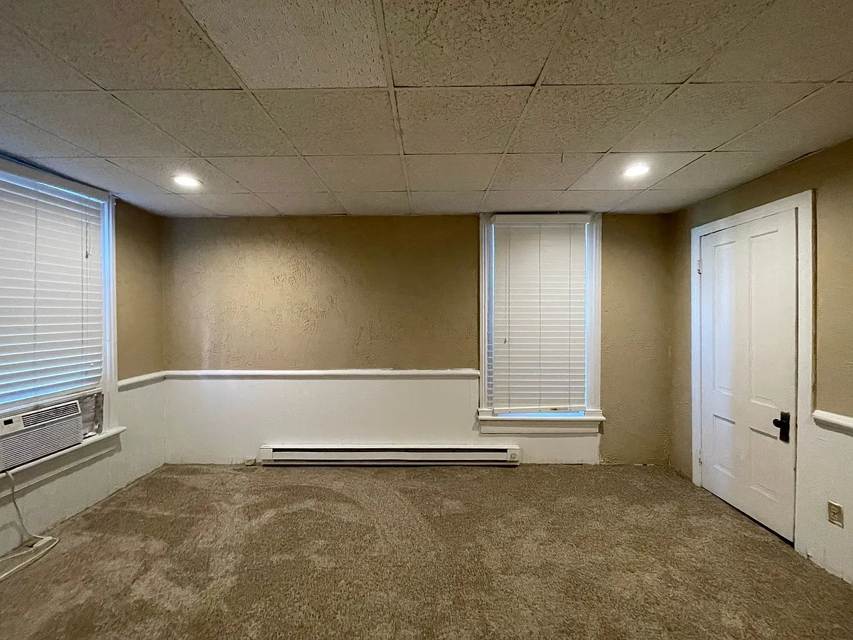 Building Photo - 883 Mulberry St #C