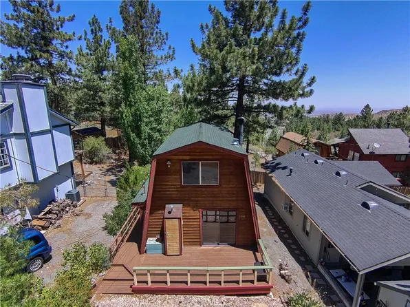 2068 Slippery Elm Rd, Wrightwood, CA 92397