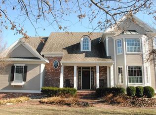 312 Cross Creek Dr, Bethalto, IL