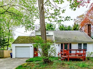 9 Charlotte St, South Portland, ME 04106