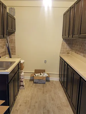 Rented by Max & Associates Realty Corp | media 42