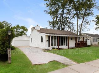 502 Carol Dr, Greenwood, IN 46143