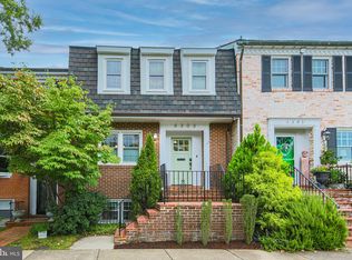 6303 Golf Course Sq, Alexandria, VA 22307