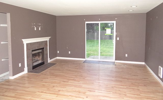 1st image of 4603 132nd Pl NE